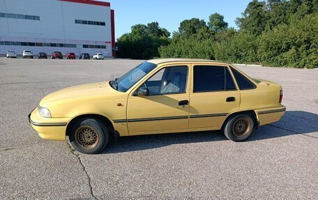 Daewoo Nexia I рестайлинг, 2004 год, 200 000 рублей, 3 фотография