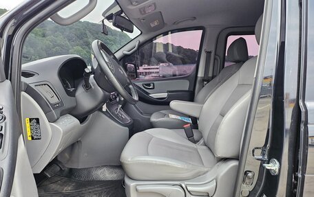 Hyundai Grand Starex Grand Starex I рестайлинг 2, 2021 год, 2 500 000 рублей, 6 фотография