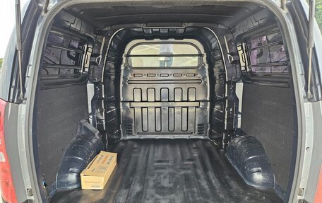 Hyundai Grand Starex Grand Starex I рестайлинг 2, 2021 год, 2 500 000 рублей, 16 фотография