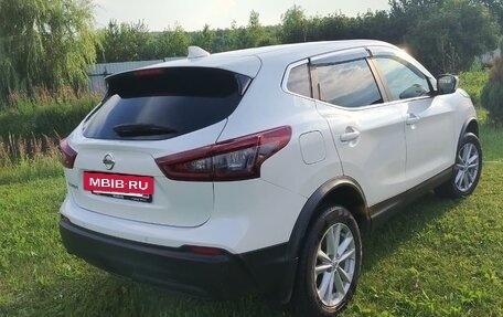 Nissan Qashqai, 2021 год, 2 800 000 рублей, 2 фотография