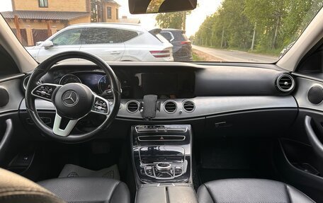 Mercedes-Benz E-Класс, 2019 год, 2 295 000 рублей, 6 фотография