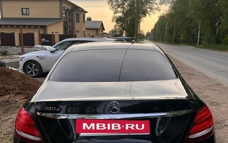 Mercedes-Benz E-Класс, 2019 год, 2 295 000 рублей, 4 фотография