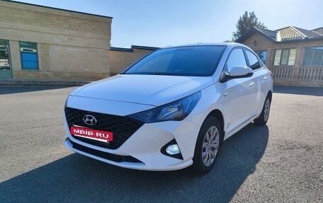 Hyundai Solaris II рестайлинг, 2020 год, 1 600 000 рублей, 4 фотография