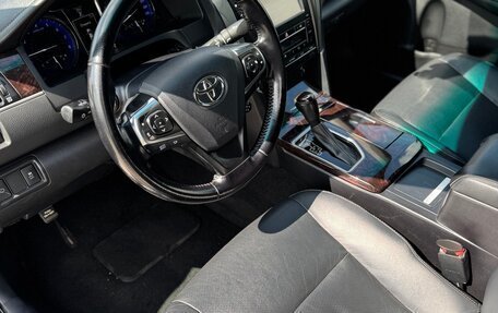 Toyota Camry, 2016 год, 2 400 000 рублей, 11 фотография