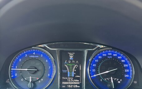 Toyota Camry, 2016 год, 2 400 000 рублей, 15 фотография