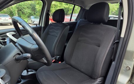 Renault Sandero I, 2014 год, 900 000 рублей, 17 фотография