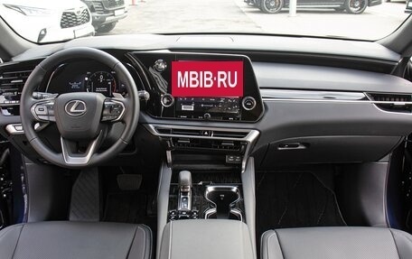 Lexus RX IV рестайлинг, 2025 год, 7 990 000 рублей, 17 фотография