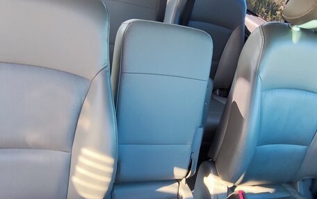 Hyundai H-1 II рестайлинг, 2014 год, 2 750 000 рублей, 8 фотография