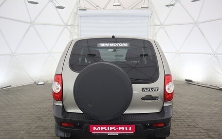 Chevrolet Niva I рестайлинг, 2019 год, 830 000 рублей, 4 фотография