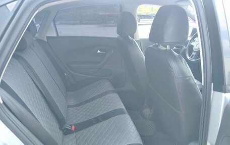 Volkswagen Polo VI (EU Market), 2011 год, 580 000 рублей, 13 фотография