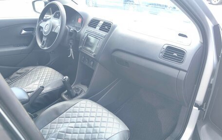 Volkswagen Polo VI (EU Market), 2011 год, 580 000 рублей, 14 фотография