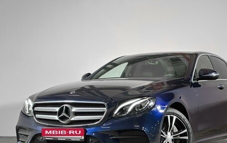 Mercedes-Benz E-Класс, 2020 год, 3 680 000 рублей, 4 фотография