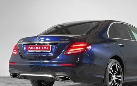 Mercedes-Benz E-Класс, 2020 год, 3 680 000 рублей, 9 фотография