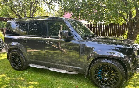 Land Rover Defender II, 2021 год, 9 300 000 рублей, 3 фотография