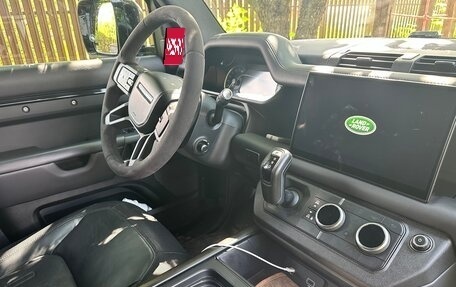 Land Rover Defender II, 2021 год, 9 300 000 рублей, 7 фотография