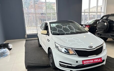 KIA Rio III рестайлинг, 2015 год, 390 000 рублей, 2 фотография