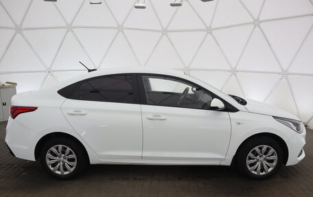 Hyundai Solaris II рестайлинг, 2018 год, 1 310 000 рублей, 4 фотография
