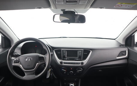Hyundai Solaris II рестайлинг, 2018 год, 1 310 000 рублей, 15 фотография