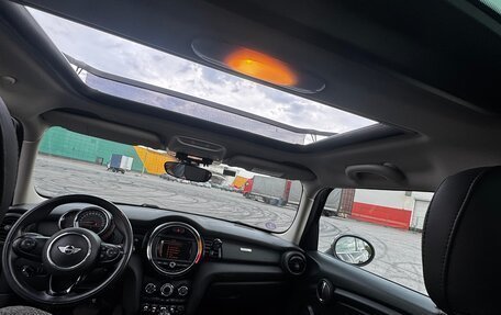 MINI Hatch, 2016 год, 1 600 000 рублей, 13 фотография