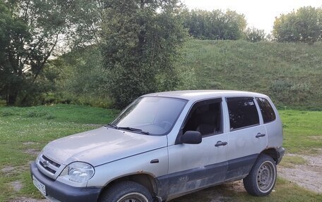 Chevrolet Niva I рестайлинг, 2007 год, 240 000 рублей, 2 фотография