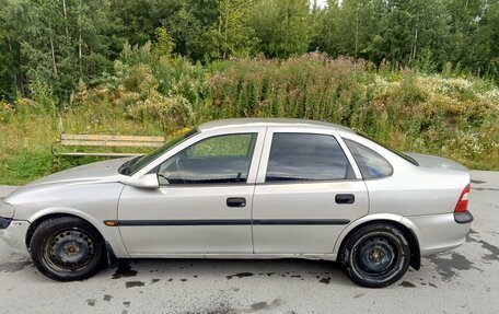 Opel Vectra B рестайлинг, 1998 год, 160 000 рублей, 2 фотография