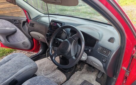 Toyota Raum I, 1999 год, 200 000 рублей, 13 фотография