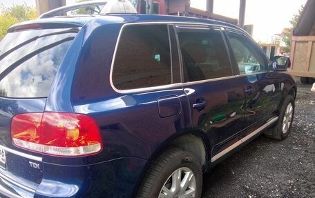 Volkswagen Touareg III, 2005 год, 850 000 рублей, 4 фотография