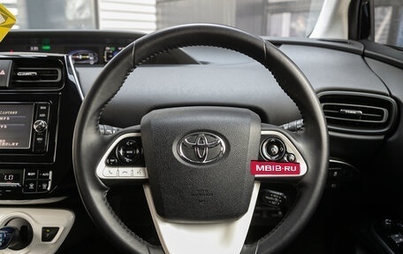 Toyota Prius IV XW50, 2018 год, 1 659 000 рублей, 4 фотография