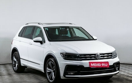 Volkswagen Tiguan II, 2018 год, 2 750 000 рублей, 3 фотография