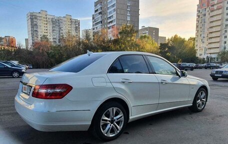 Mercedes-Benz E-Класс, 2010 год, 1 400 000 рублей, 6 фотография