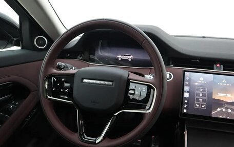 Land Rover Range Rover Evoque II, 2025 год, 17 фотография