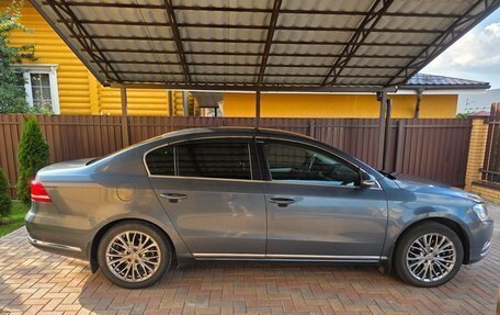 Volkswagen Passat B7, 2011 год, 990 000 рублей, 2 фотография