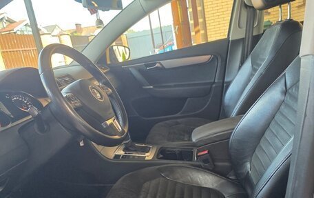 Volkswagen Passat B7, 2011 год, 990 000 рублей, 11 фотография