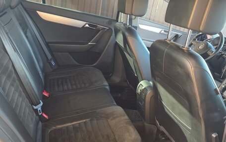 Volkswagen Passat B7, 2011 год, 990 000 рублей, 14 фотография