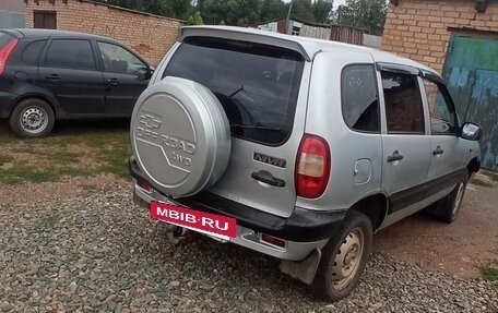 Chevrolet Niva I рестайлинг, 2005 год, 355 000 рублей, 2 фотография