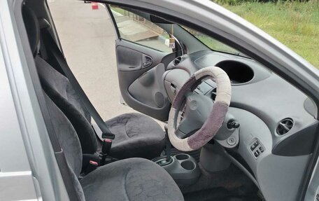 Toyota Vitz, 2001 год, 320 000 рублей, 11 фотография