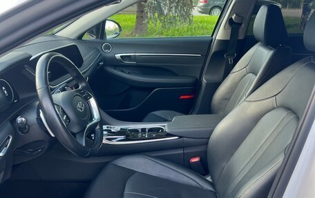 Hyundai Sonata VIII, 2022 год, 2 640 000 рублей, 36 фотография