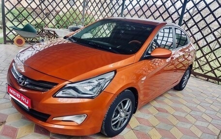 Hyundai Solaris II рестайлинг, 2015 год, 1 100 000 рублей, 10 фотография