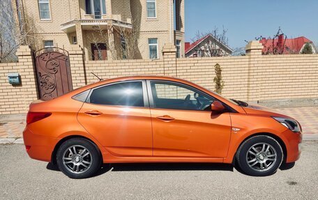 Hyundai Solaris II рестайлинг, 2015 год, 1 100 000 рублей, 11 фотография