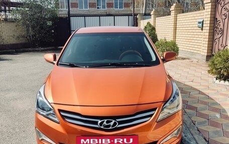 Hyundai Solaris II рестайлинг, 2015 год, 1 100 000 рублей, 15 фотография