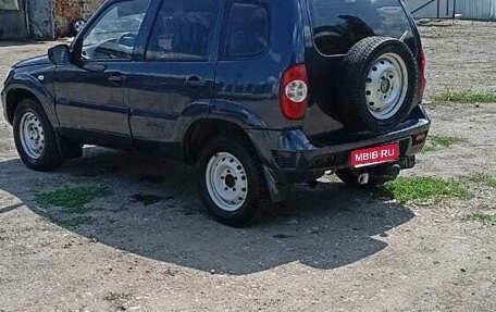Chevrolet Niva I рестайлинг, 2011 год, 360 000 рублей, 1 фотография