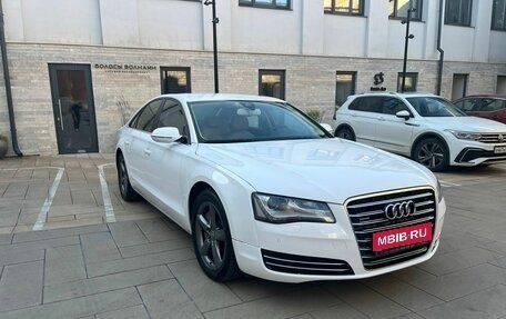 Audi A8, 2010 год, 1 480 000 рублей, 1 фотография