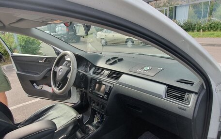 Skoda Rapid I, 2017 год, 1 300 000 рублей, 7 фотография