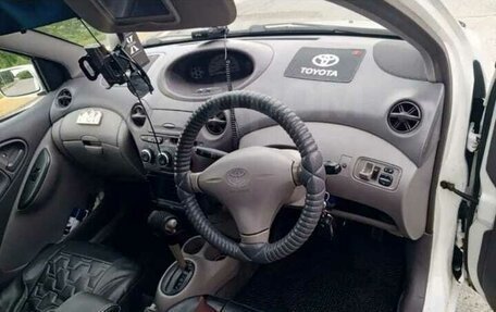 Toyota Platz, 2000 год, 310 000 рублей, 7 фотография