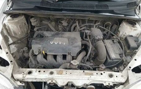 Toyota Platz, 2000 год, 310 000 рублей, 8 фотография