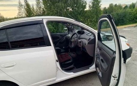 Toyota Platz, 2000 год, 310 000 рублей, 9 фотография