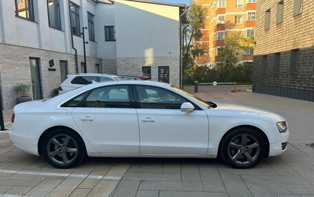 Audi A8, 2010 год, 1 480 000 рублей, 2 фотография