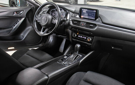 Mazda 6, 2017 год, 2 498 000 рублей, 11 фотография