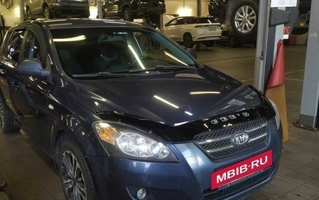 KIA cee'd I рестайлинг, 2009 год, 650 000 рублей, 2 фотография