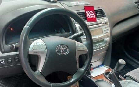 Toyota Camry, 2008 год, 1 250 000 рублей, 2 фотография